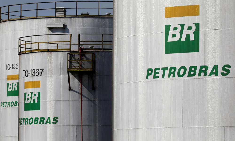 Petrobras corta preço da gasolina e do diesel nas refinarias a partir de sábado